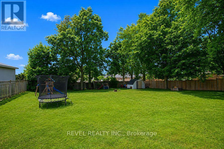 41 PINEHILL DRIVE - Image 27