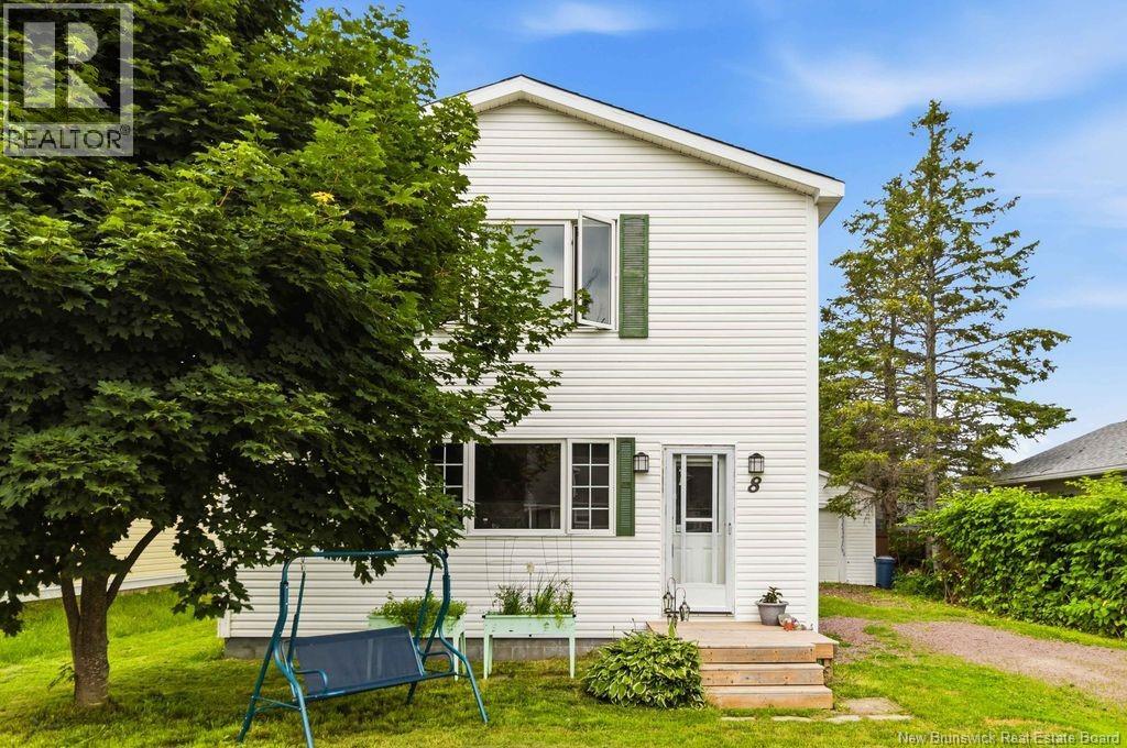 8 Hillside Street - Image 3