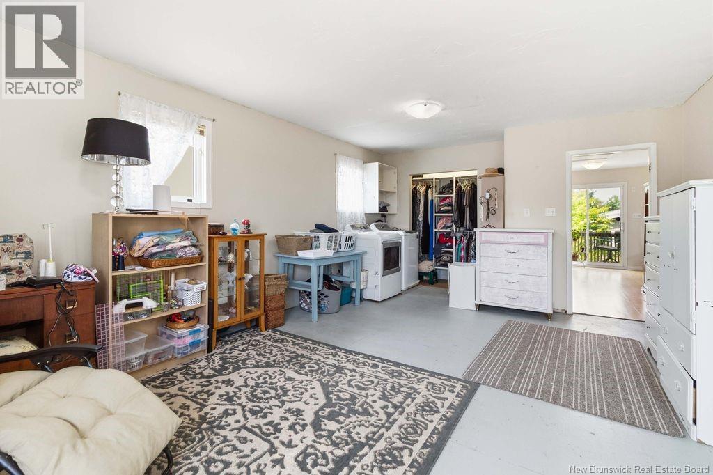 8 Hillside Street - Image 44