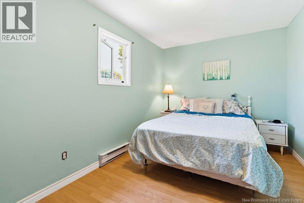 8 Hillside Street - Image 35