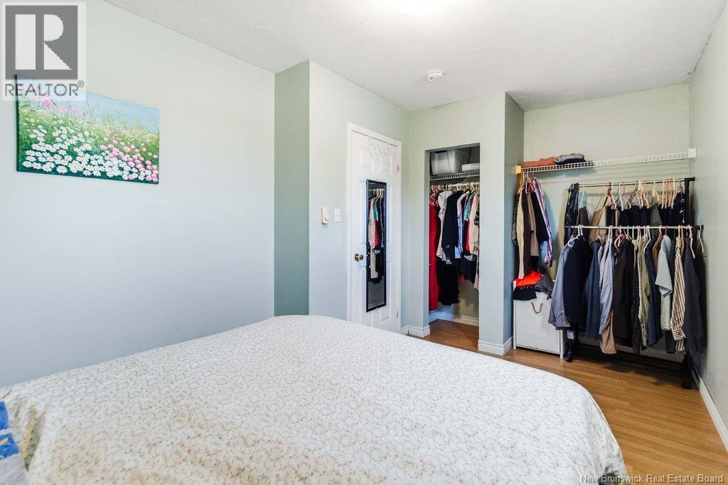 8 Hillside Street - Image 36