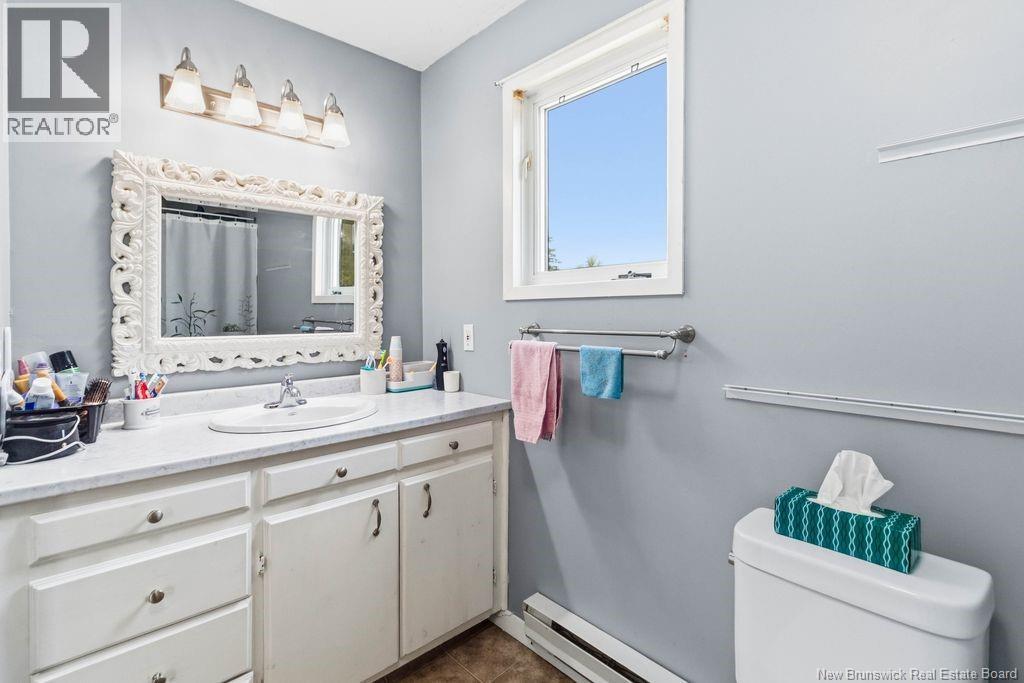 8 Hillside Street - Image 37