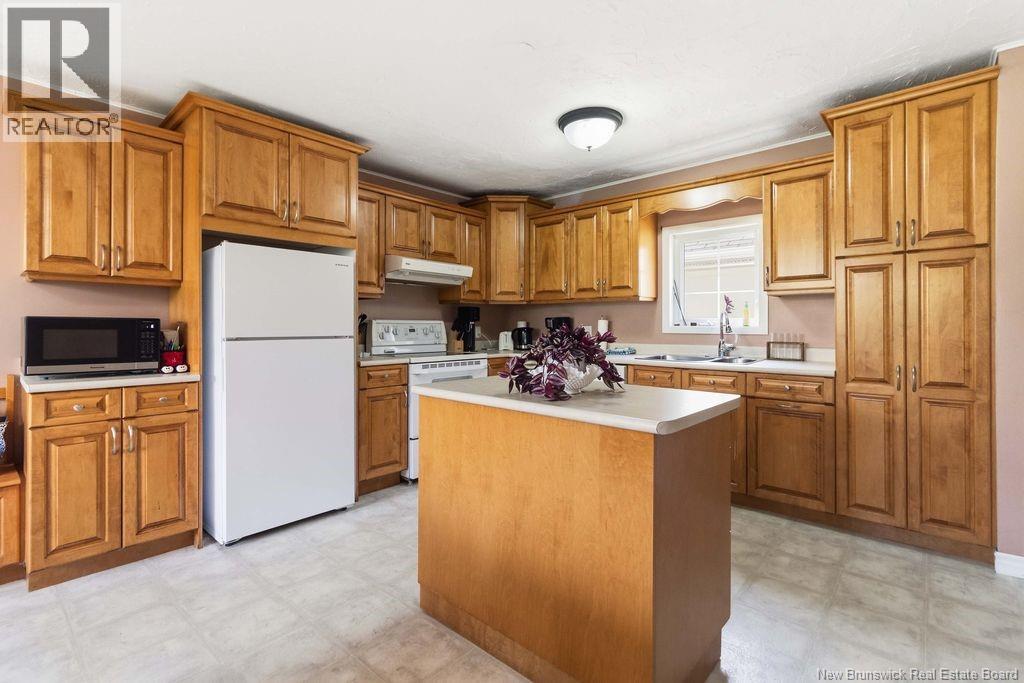 8 Hillside Street - Image 19