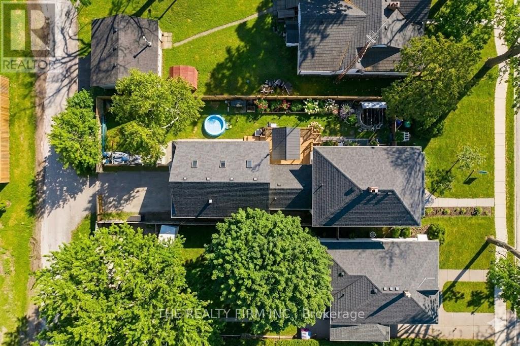 422 GREENFIELD STREET - 39