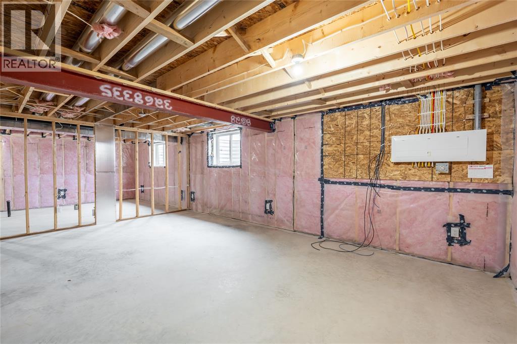 4001 GREENWOOD DRIVE - 21