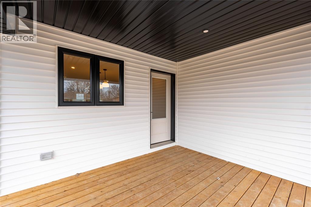 4001 GREENWOOD DRIVE - 29