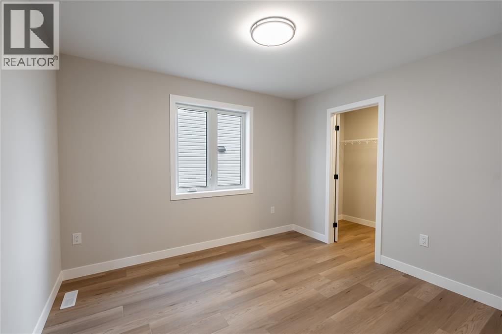 4001 GREENWOOD DRIVE - 16