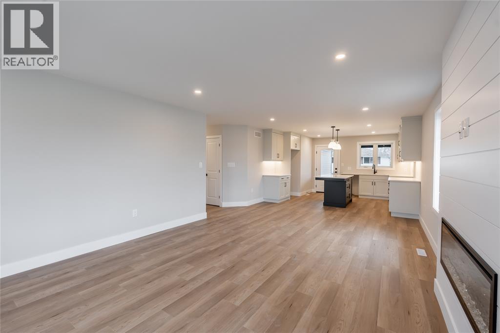4001 GREENWOOD DRIVE - 4