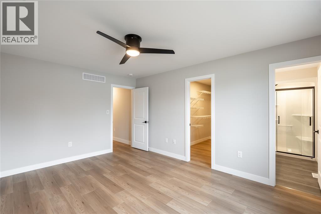4001 GREENWOOD DRIVE - 13