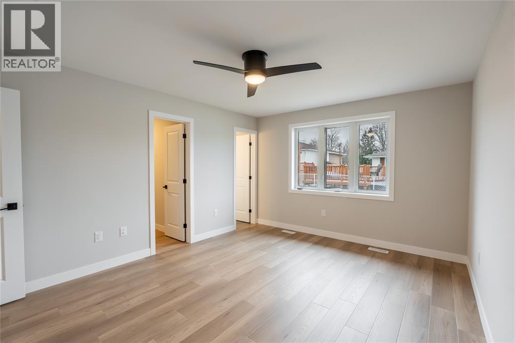 4001 GREENWOOD DRIVE - 12