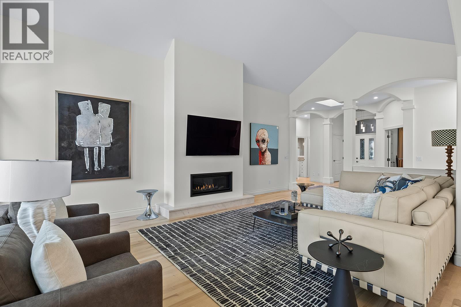 4332 Gallaghers Forest S Road, Kelowna