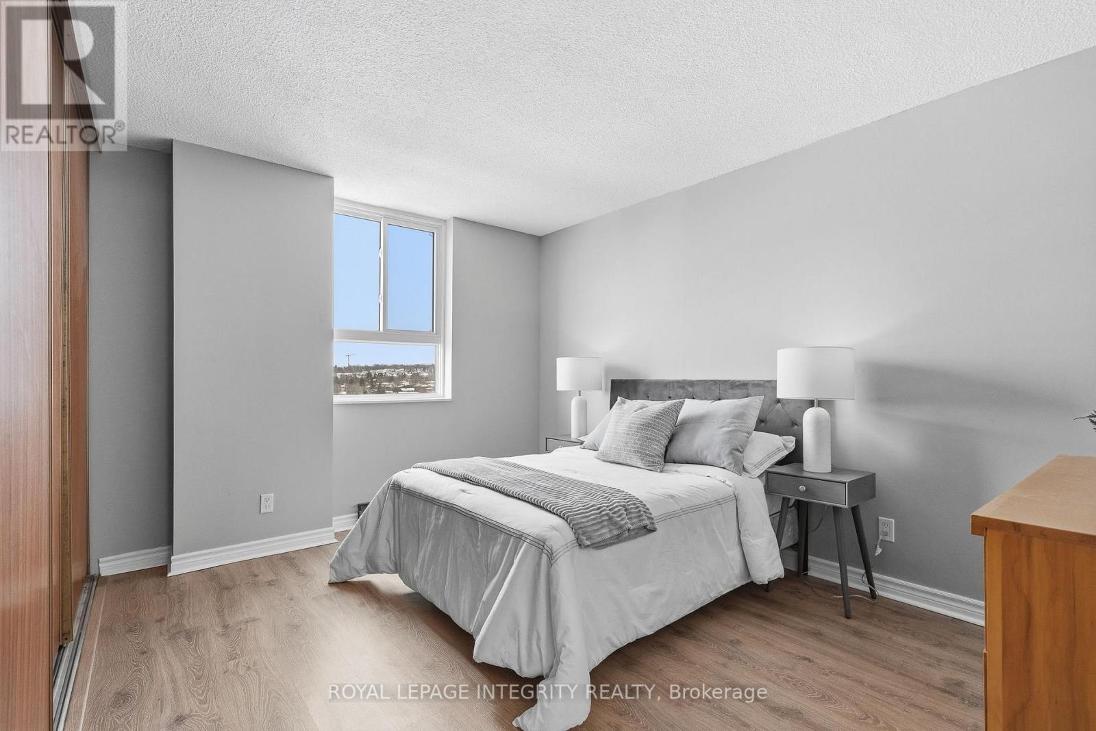 #1110 2000 JASMINE CRESCENT - 20