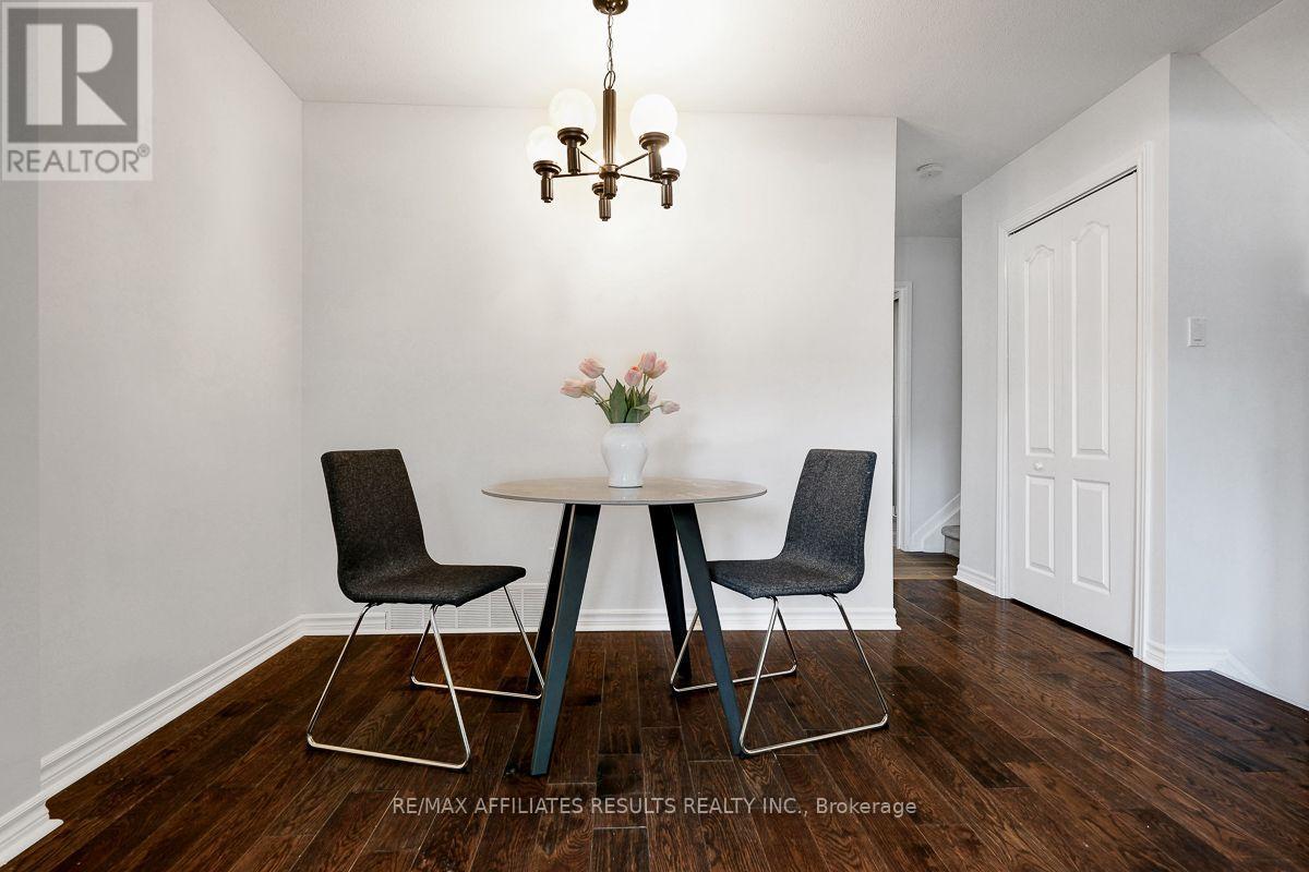 94 – 73 MCCLINTOCK WAY, Ottawa. Luxury613. By Peter Sagos - Image 11