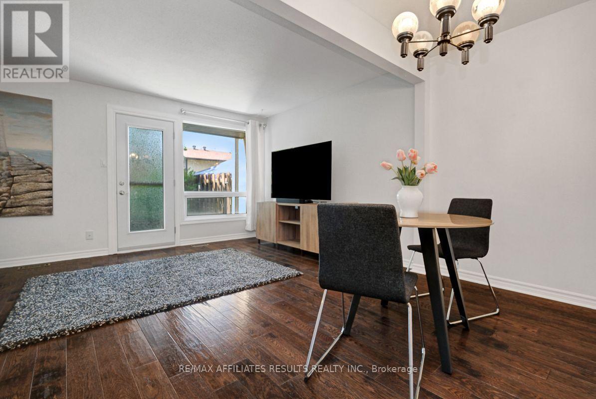 94 – 73 MCCLINTOCK WAY, Ottawa. Luxury613. By Peter Sagos - Image 13