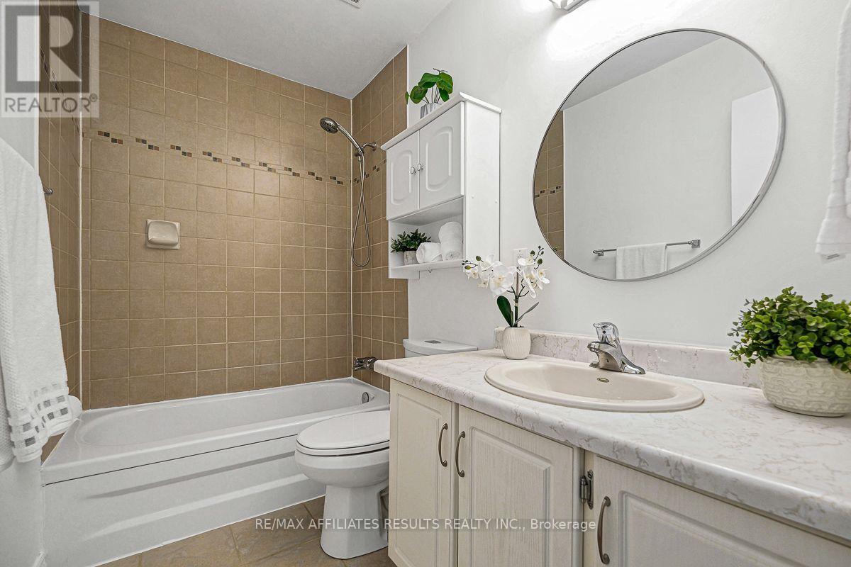 94 – 73 MCCLINTOCK WAY, Ottawa. Luxury613. By Peter Sagos - Image 22