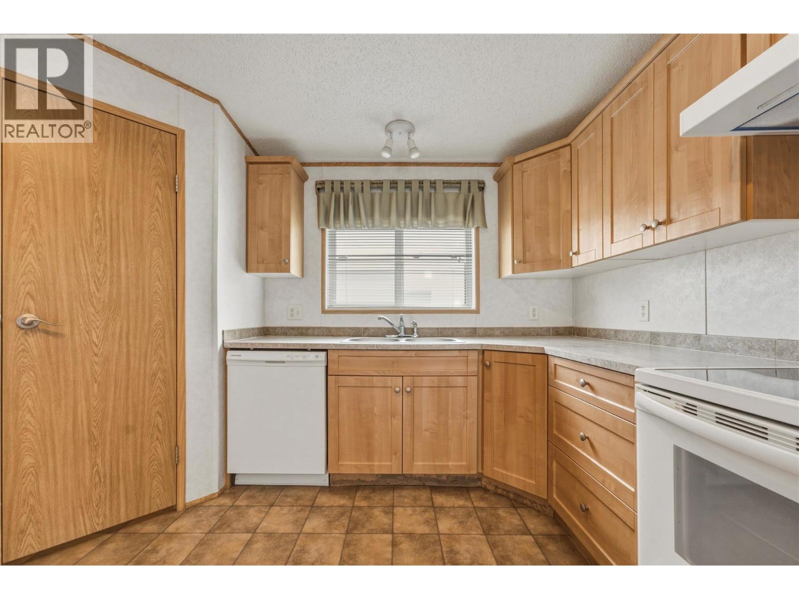 6688 Tronson Road Unit# 135, Vernon