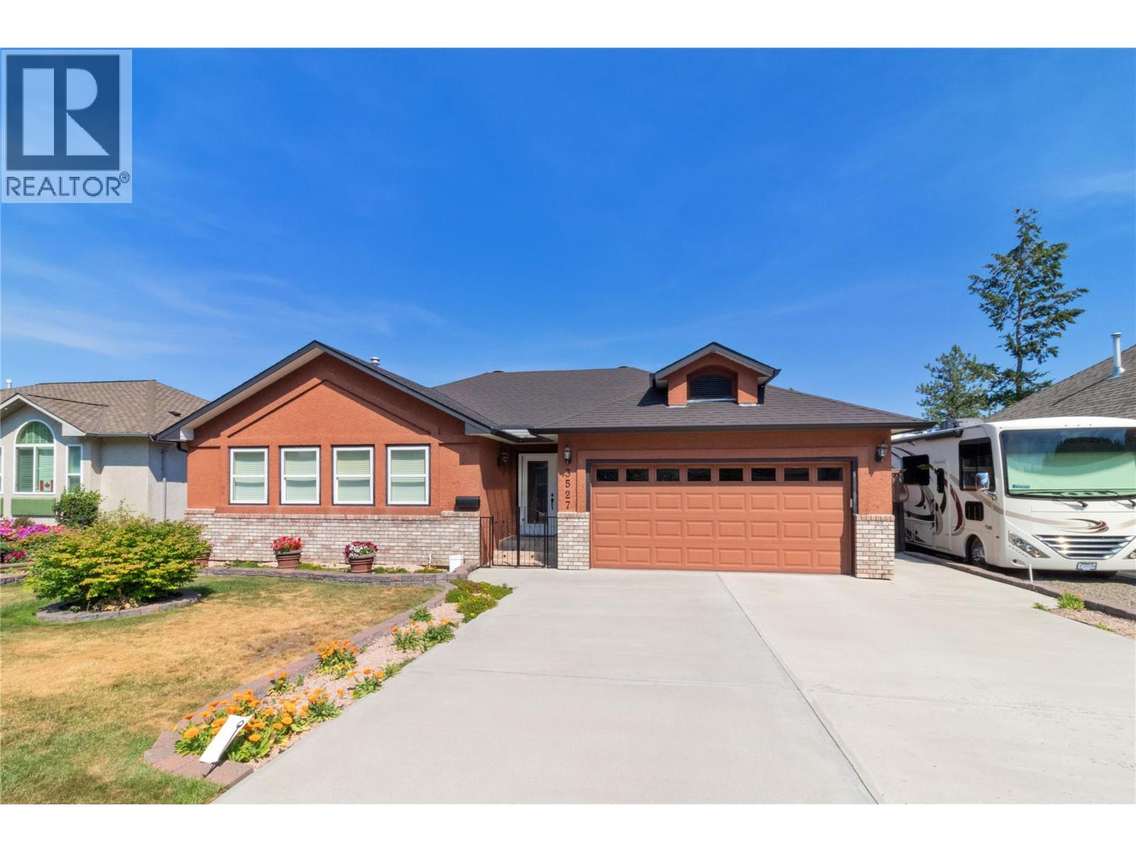 3527 Glen Eagles Drive - 1