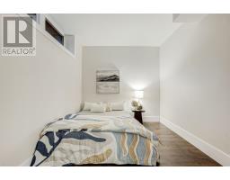 57 Ambleside Avenue, Toronto, ON M8Z2H8 Photo 46