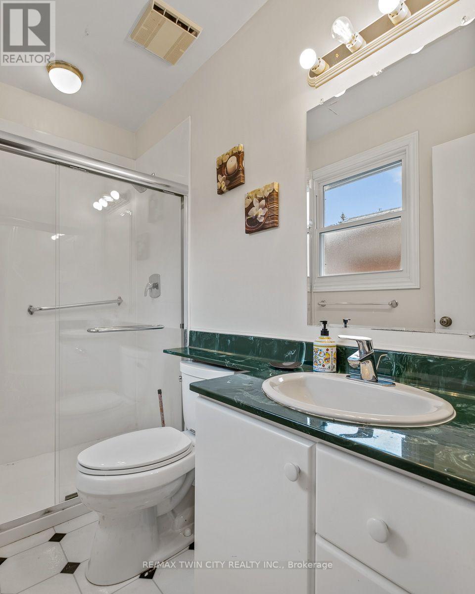 36 MAPLE HILL DRIVE - 25