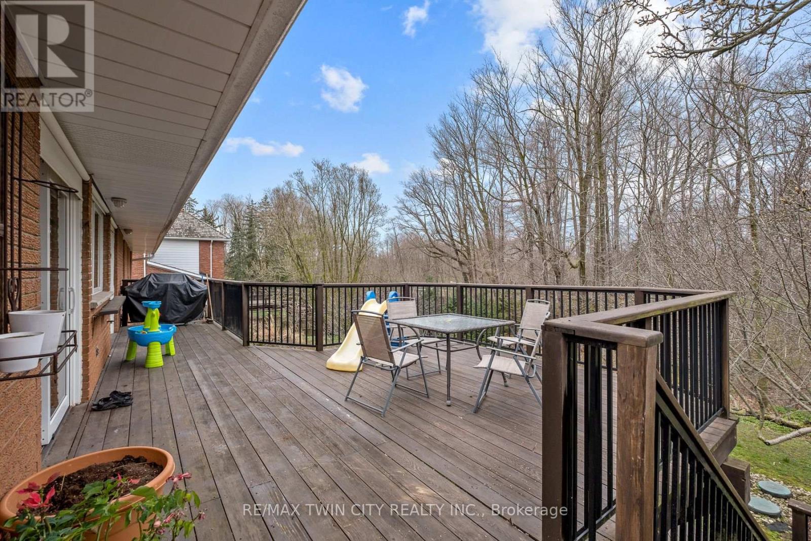 36 MAPLE HILL DRIVE - 40