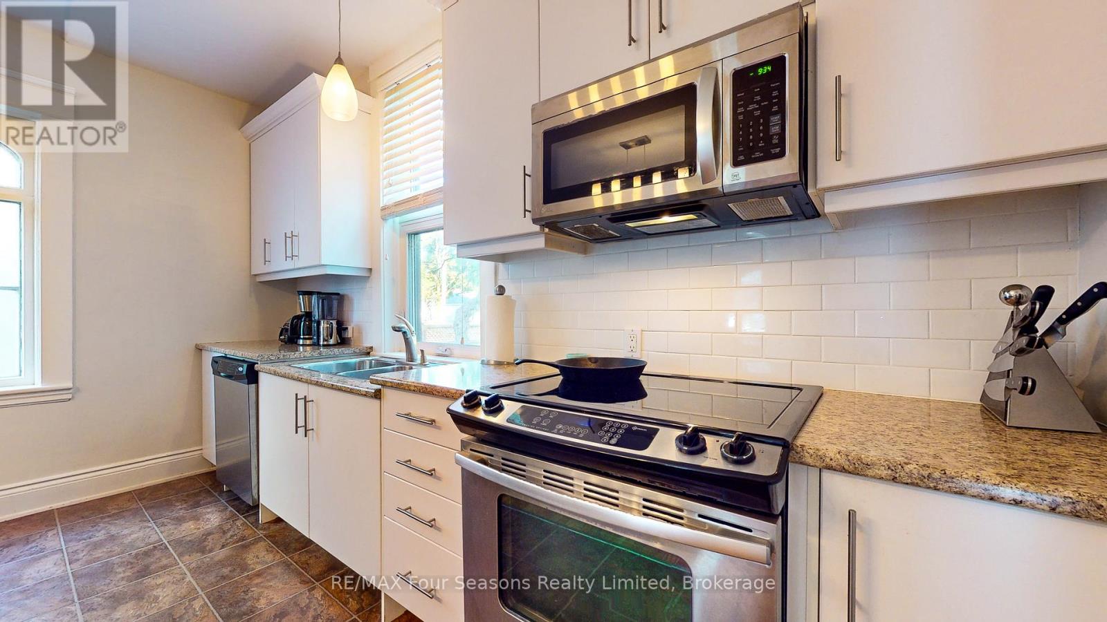 143 FOURTH STREET W - 15