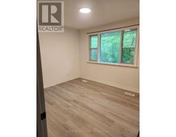 6 Brenham Crescent, Toronto, ON M2M2L1 Photo 14