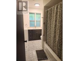 6 Brenham Crescent, Toronto, ON M2M2L1 Photo 15