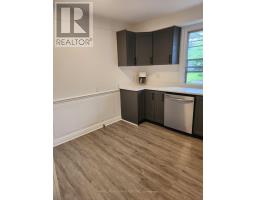 6 Brenham Crescent, Toronto, ON M2M2L1 Photo 18