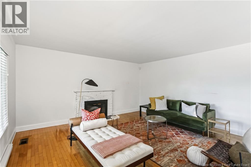 37 Winter Avenue - 10