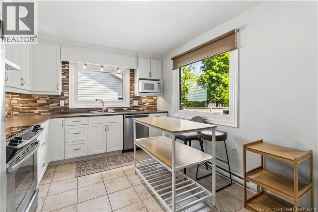 37 Winter Avenue - 16