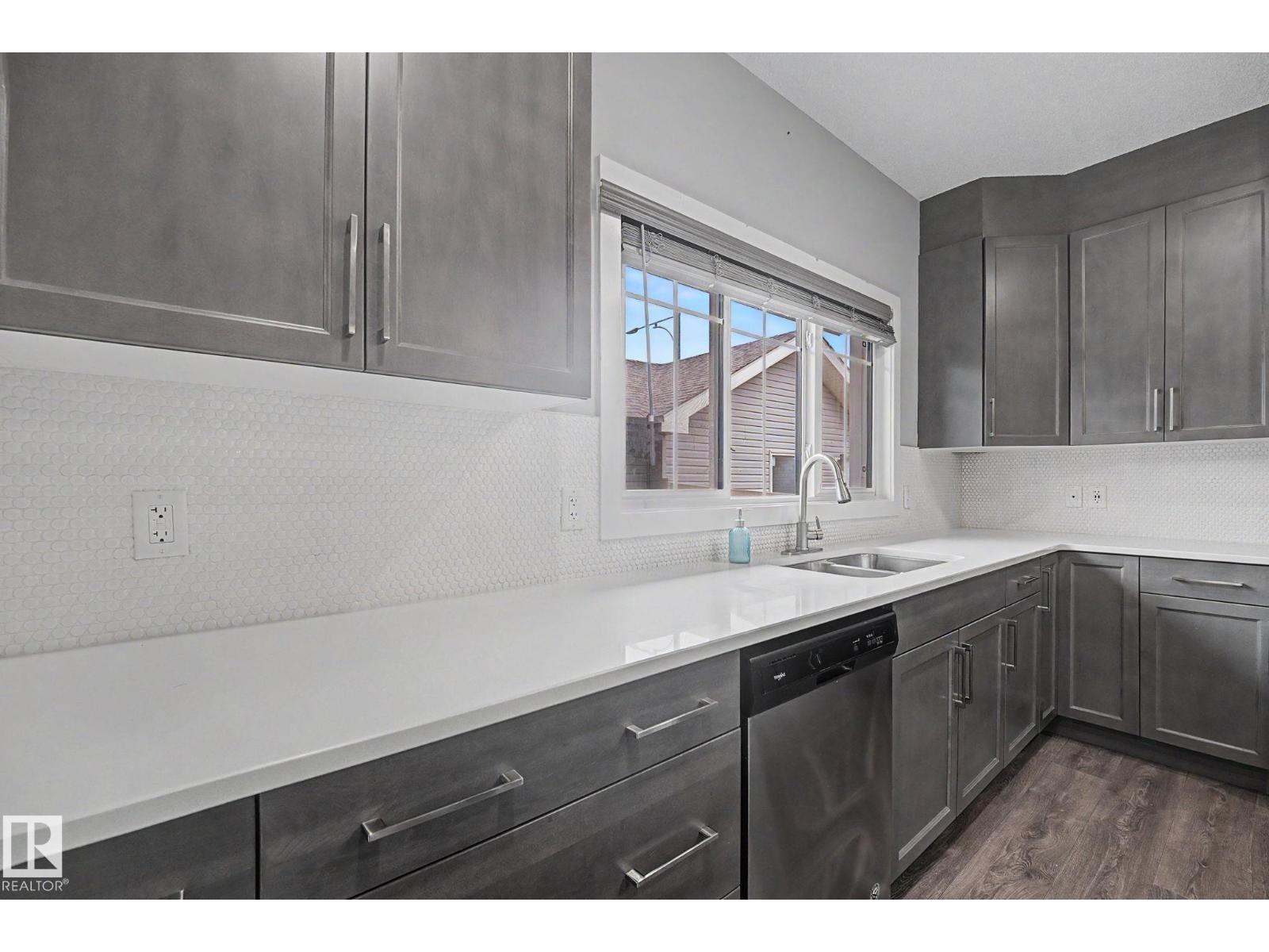 1825 25A ST NW - 10