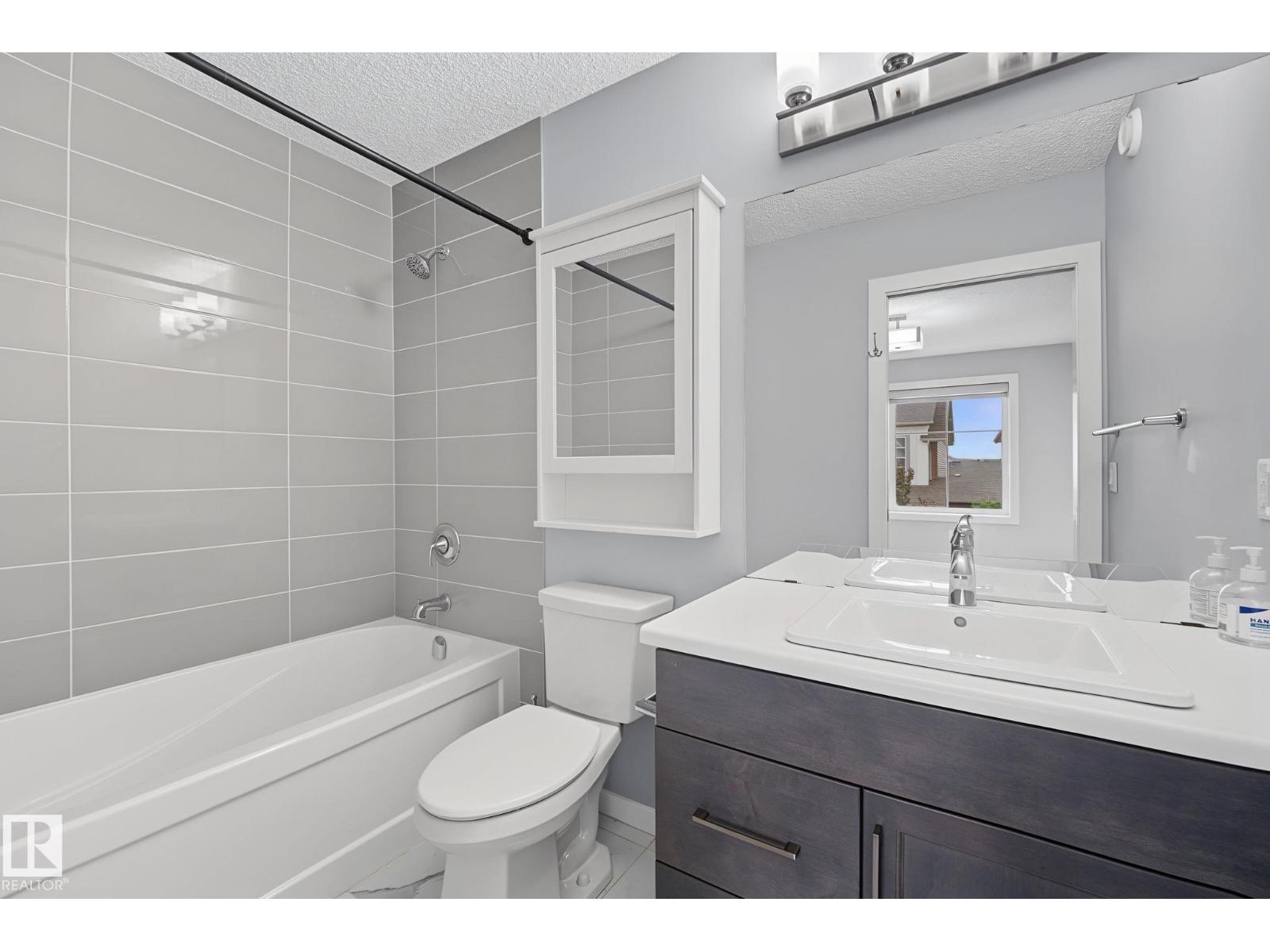 1825 25A ST NW - 24