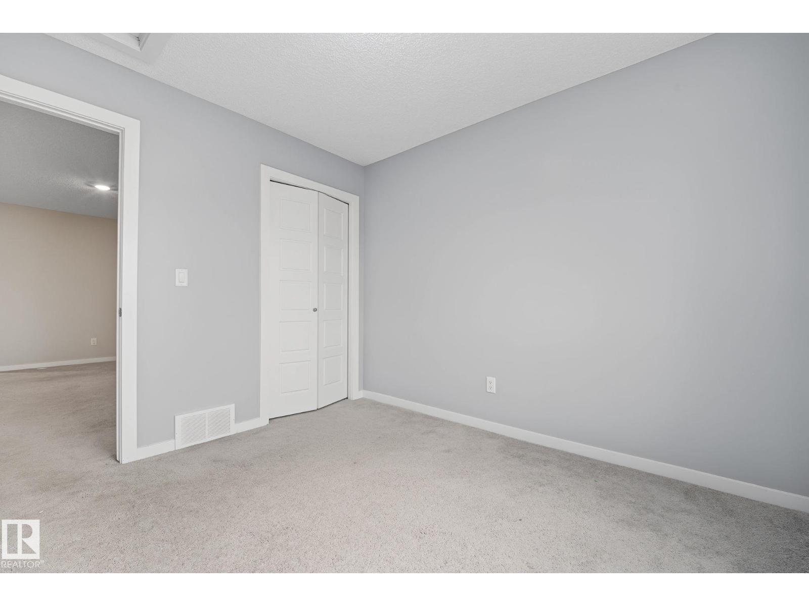 1825 25A ST NW - 32
