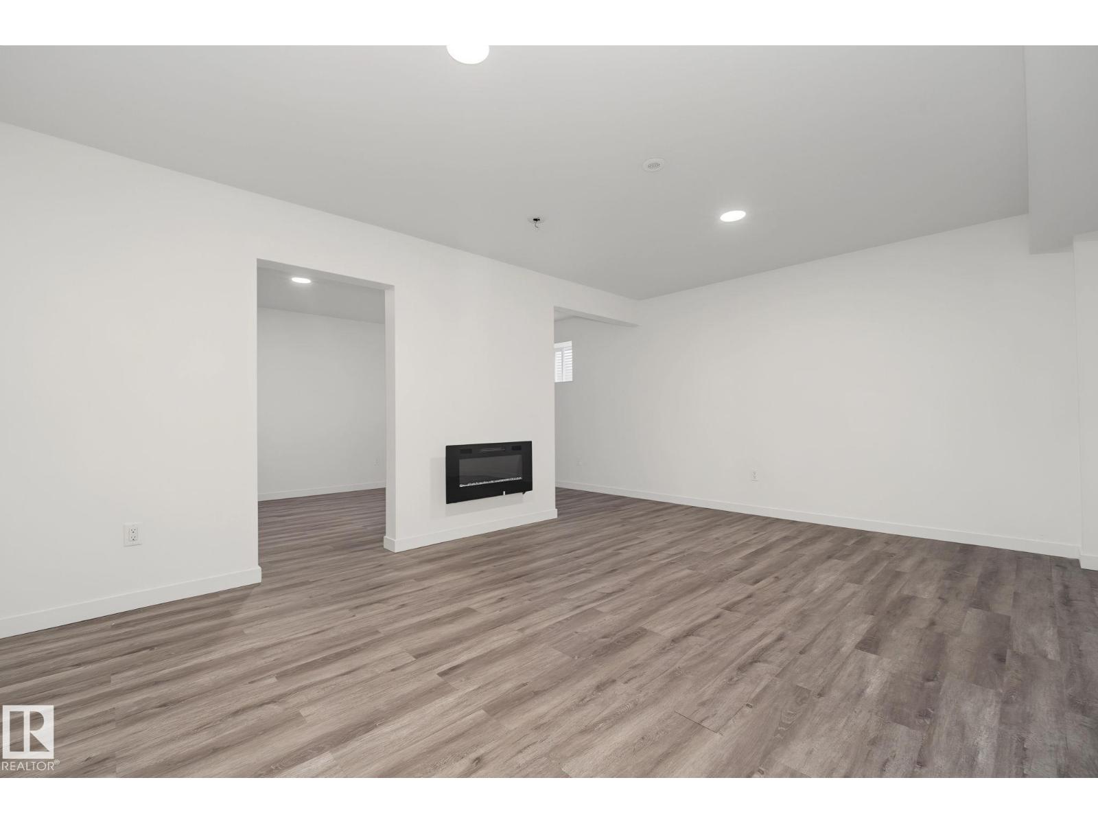 1825 25A ST NW - 34