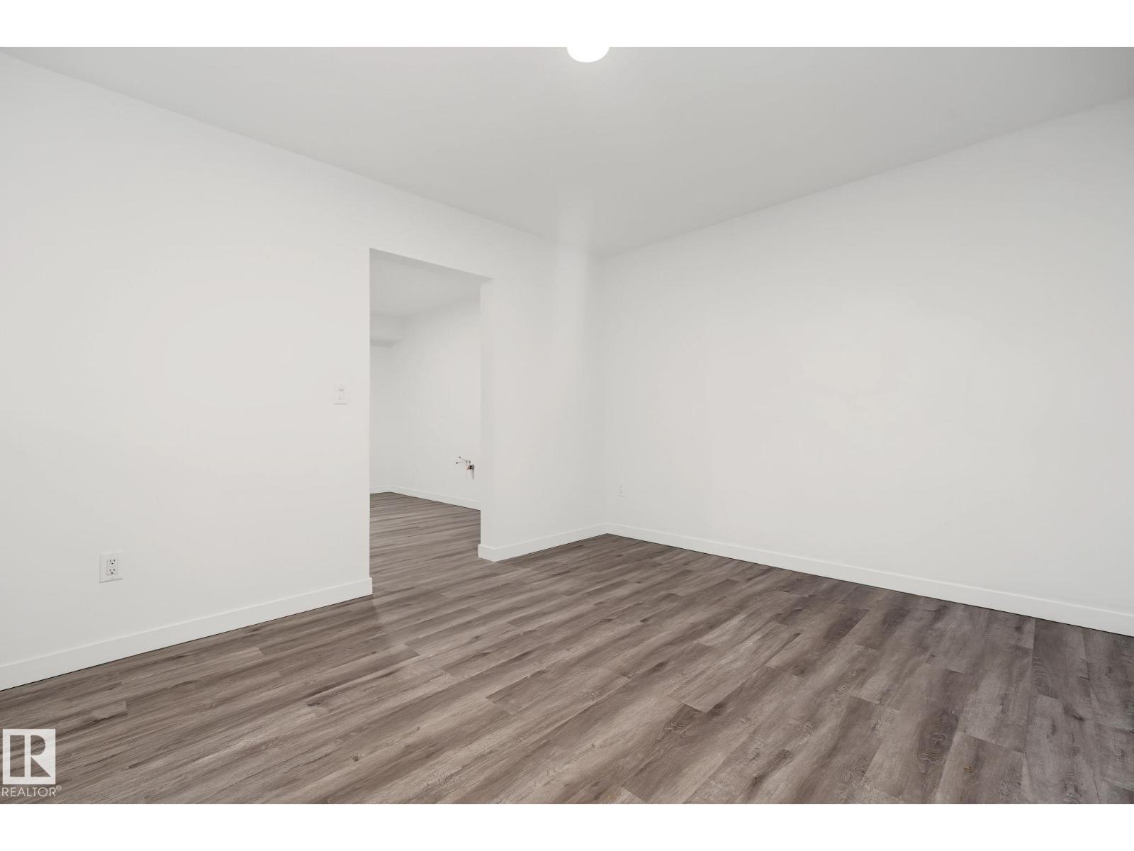 1825 25A ST NW - 37