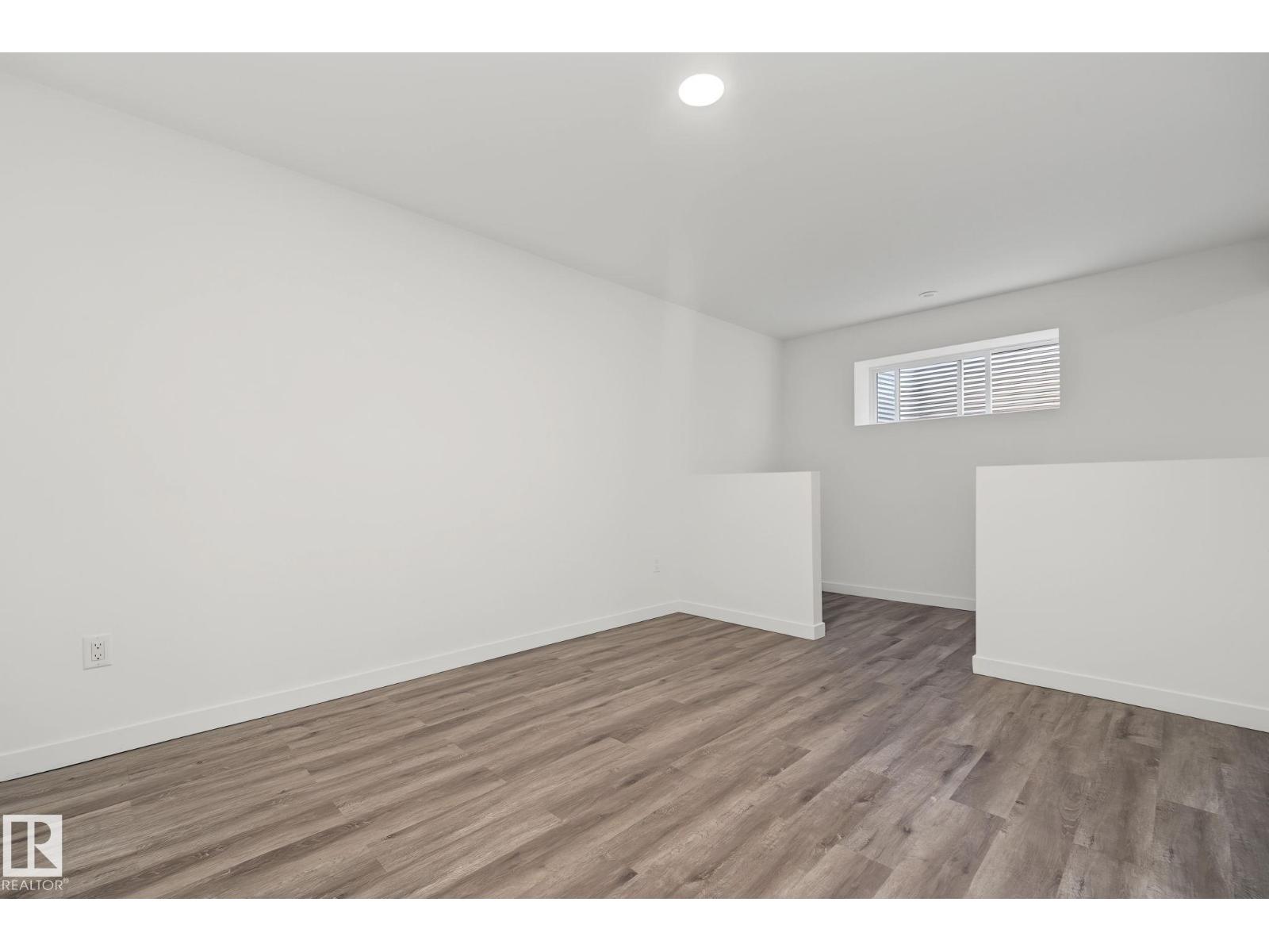 1825 25A ST NW - 39