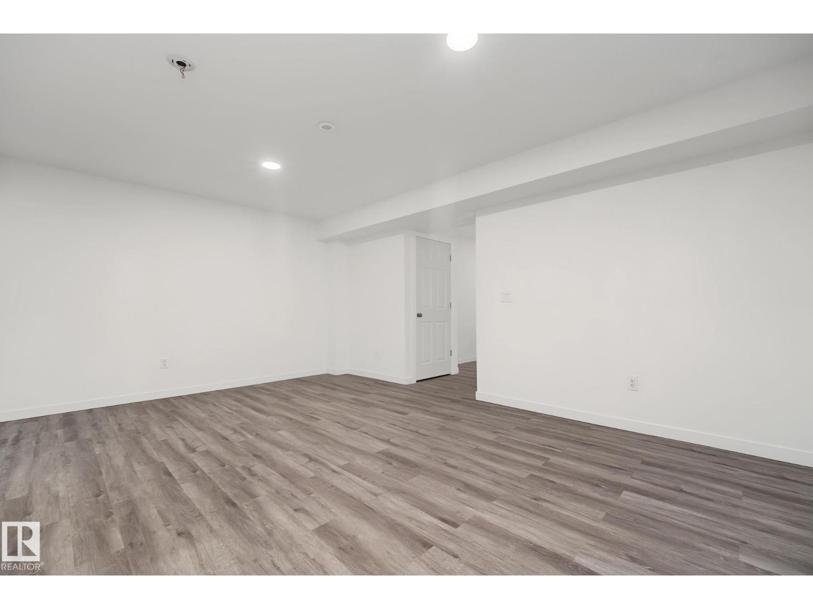 1825 25A ST NW - 40