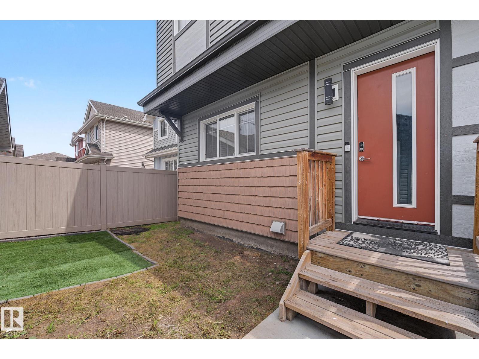 1825 25A ST NW - 42