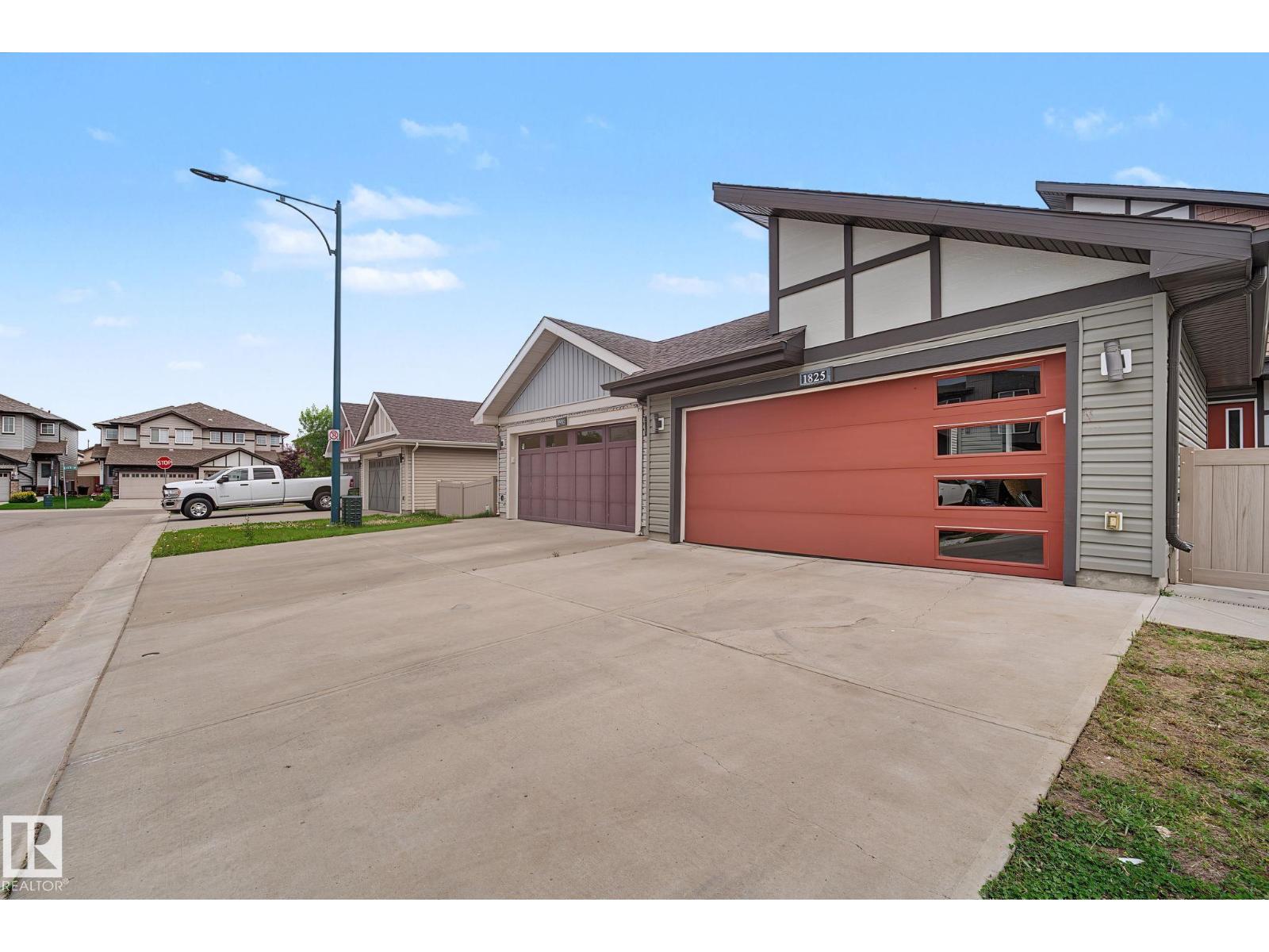 1825 25A ST NW - 49