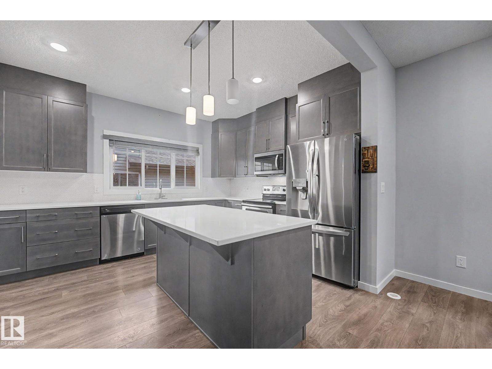 1825 25A ST NW - 8