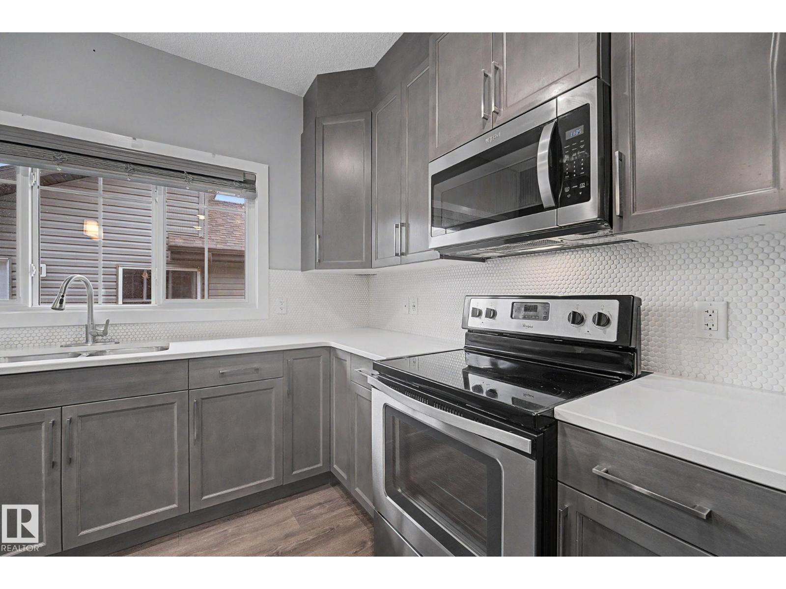 1825 25A ST NW - 9