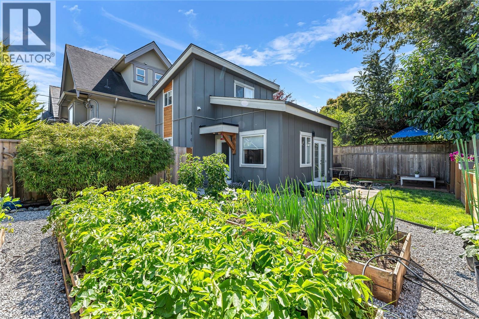 1779 Lillian Rd - 32