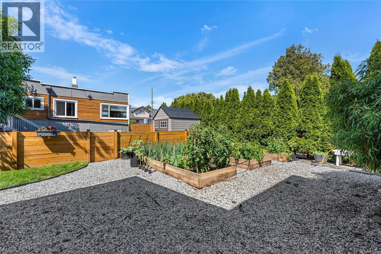 1779 Lillian Rd - 45