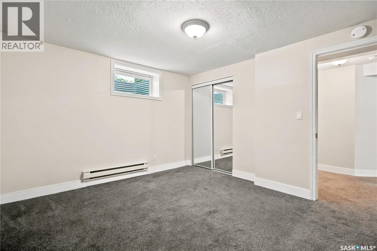 53 Darke CRESCENT - 37