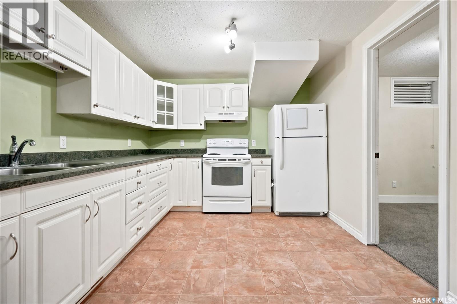 53 Darke CRESCENT - 32