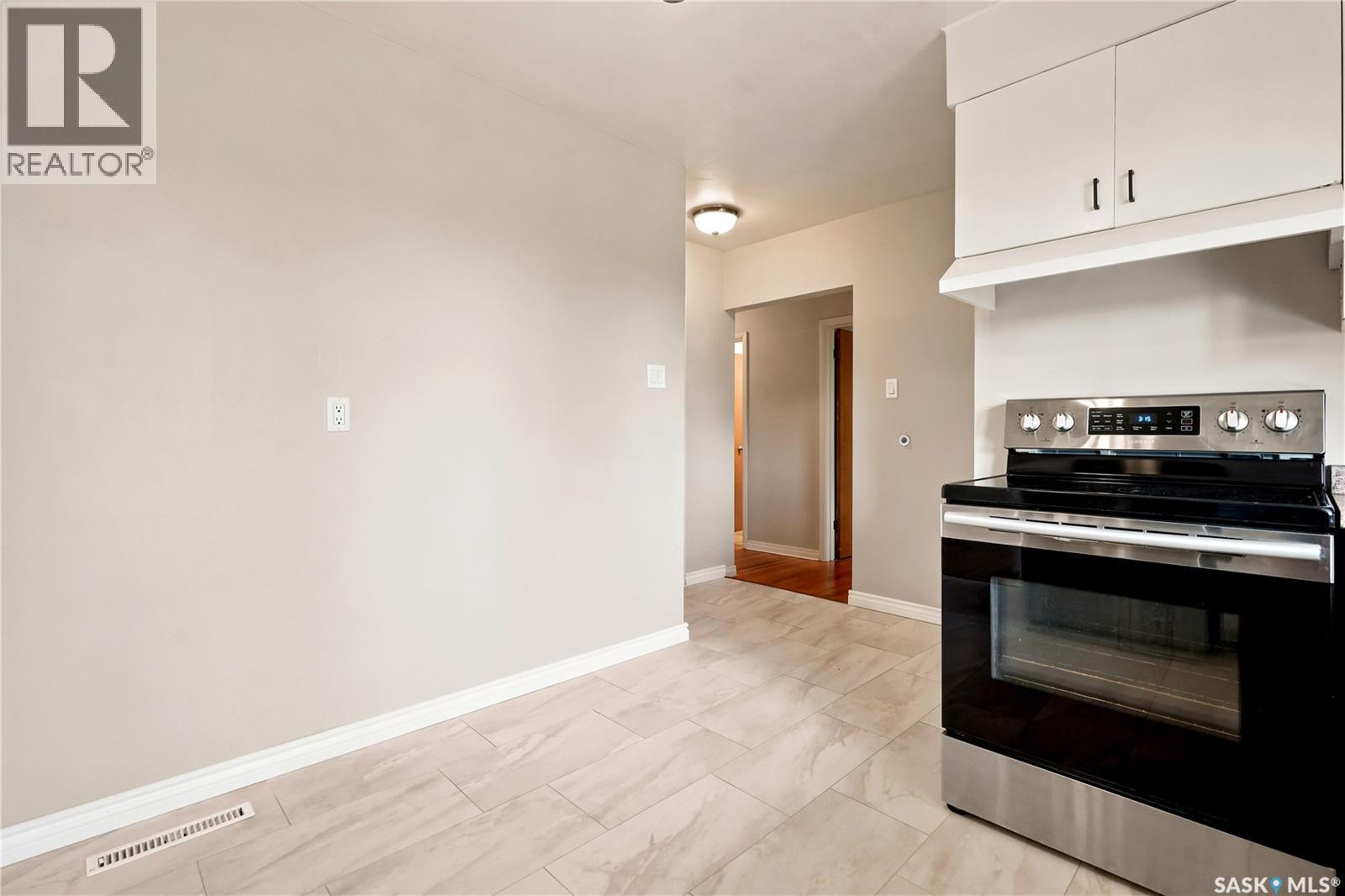 53 Darke CRESCENT - 18