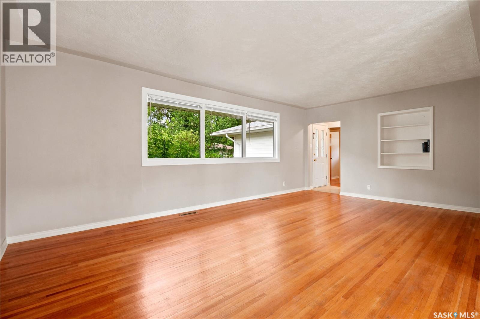 53 Darke CRESCENT - 7