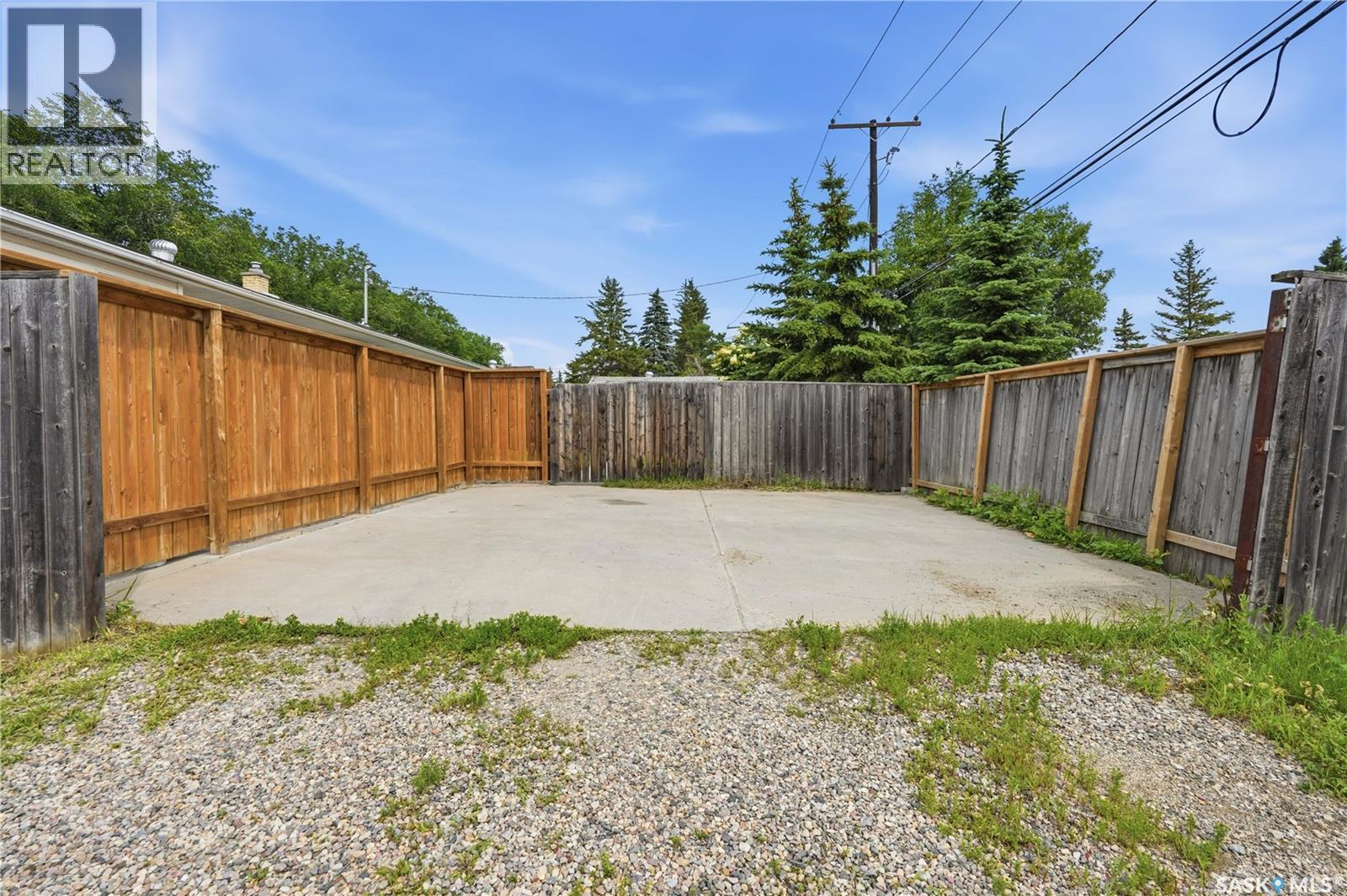 53 Darke CRESCENT - 47