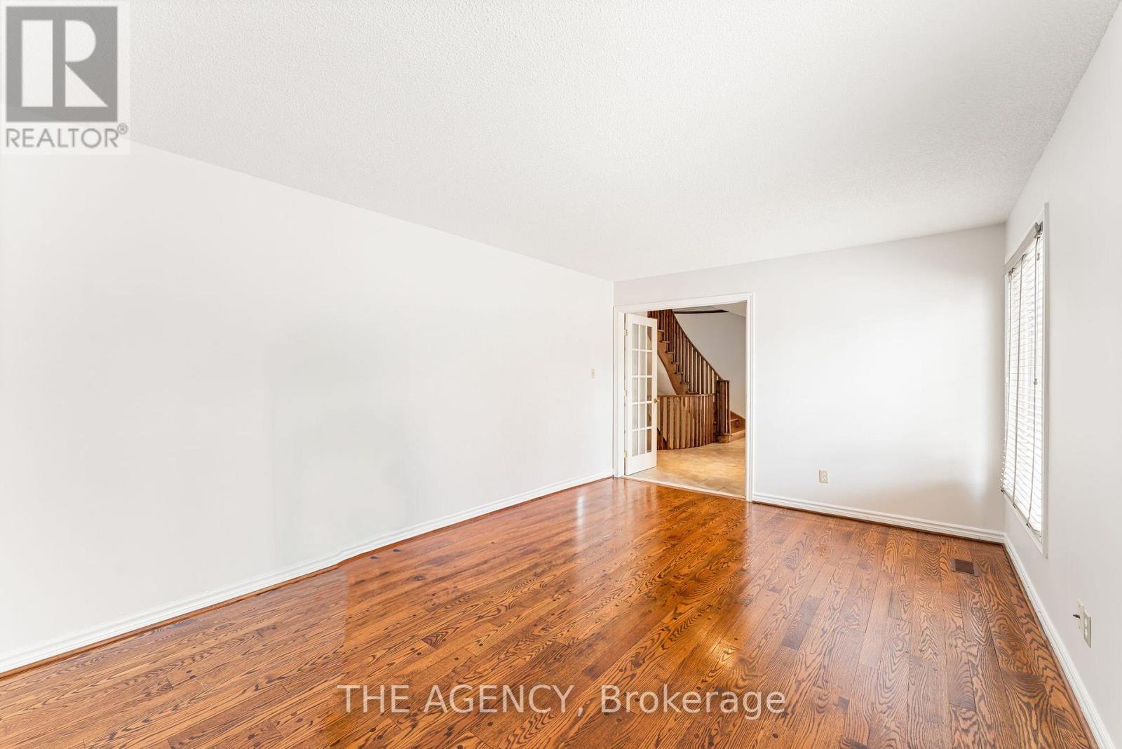 92 RUSSELL SNIDER DRIVE - 13