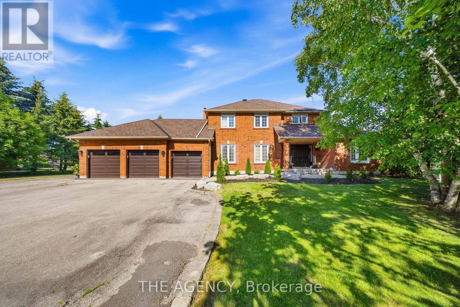 92 RUSSELL SNIDER DRIVE - 2